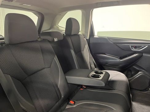 Used 2020 Subaru Forester Premium image 13