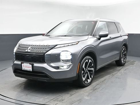 Used 2022 Mitsubishi Outlander SEL image 22