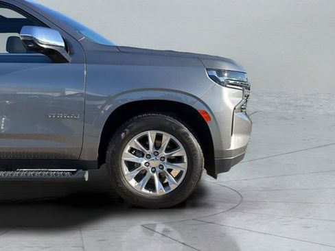 Used 2021 Chevrolet Tahoe Premier w/ Premium Package image 31