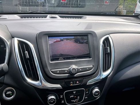 Used 2023 Chevrolet Equinox LT AWD/4WD image 26