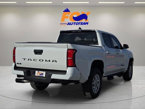 New 2026 Toyota Tacoma SR5 AWD/4WD image 4