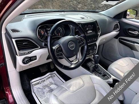 Used 2021 Jeep Cherokee Latitude Lux FWD image 12