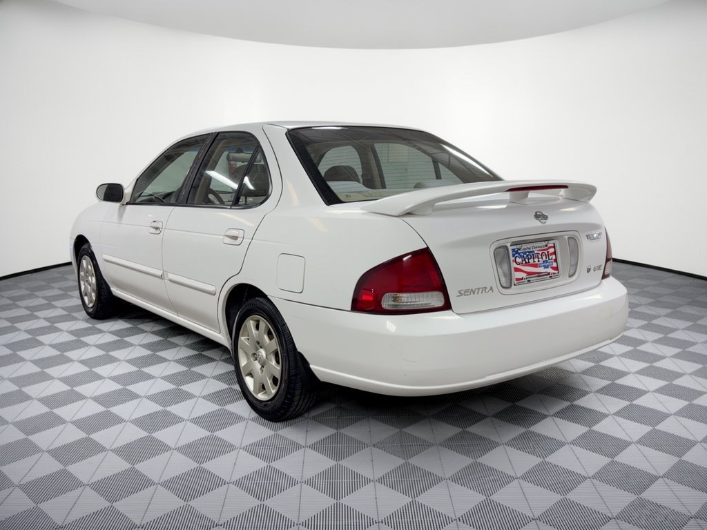 Used 2002 Nissan Sentra GXE FWD image 3