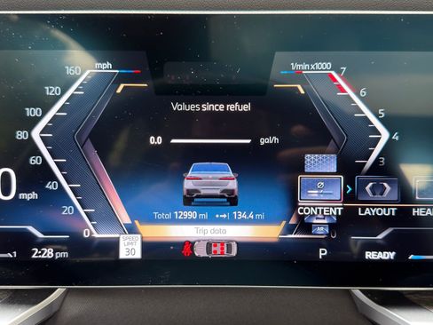 Certified 2024 BMW 760i xDrive w/ Executive Package image 25