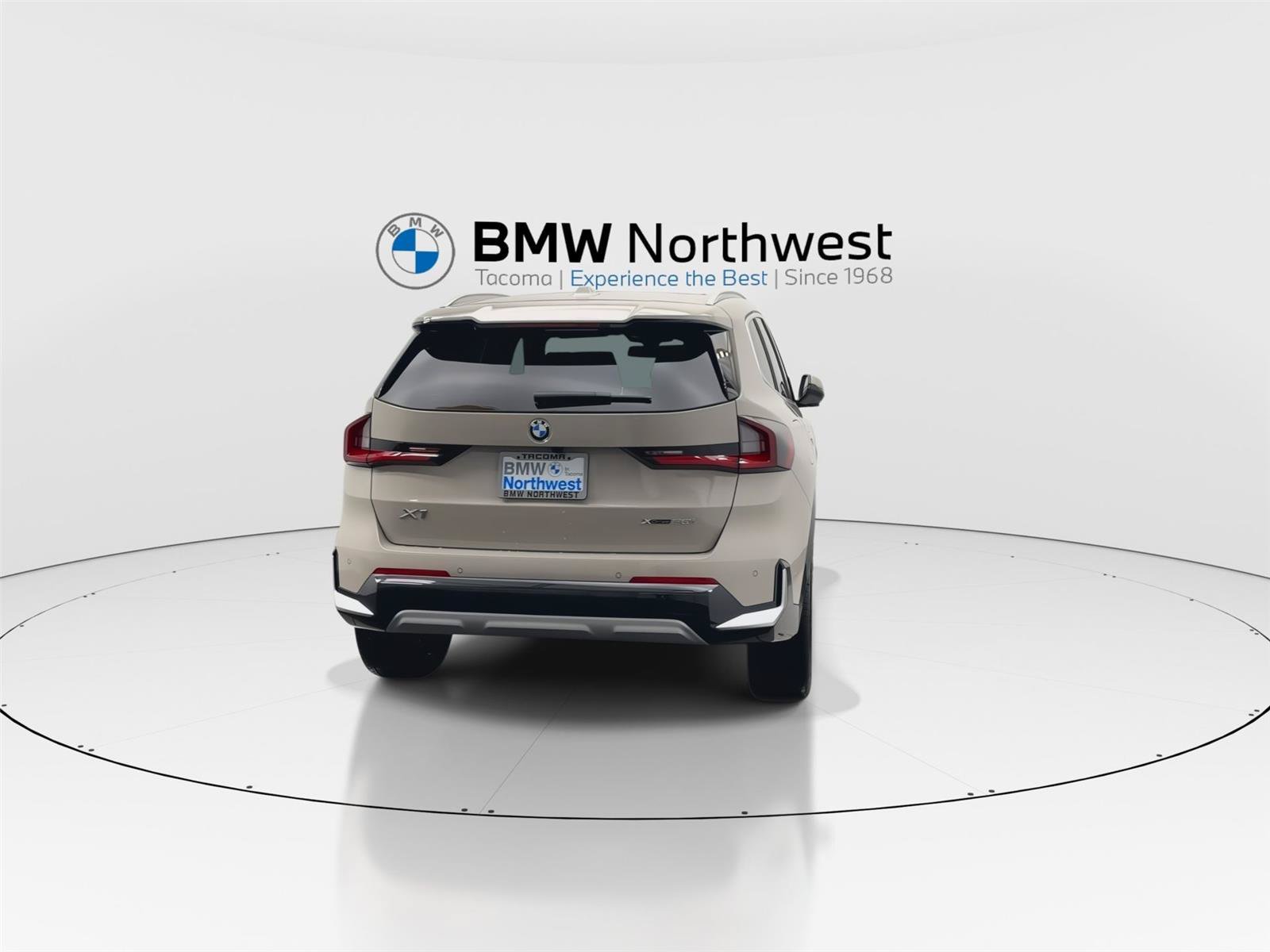 Used 2026 BMW X1 xDrive28i w/ Convenience Package AWD/4WD image 2