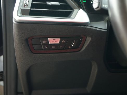 Used 2023 BMW M440i Convertible w/ Premium Package image 28