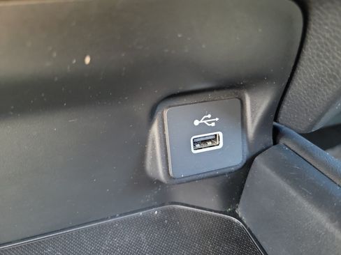 Certified 2024 Honda HR-V LX image 29