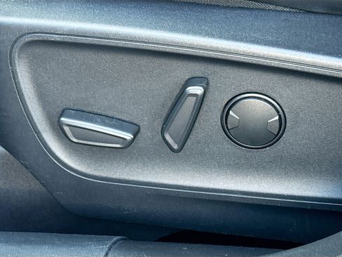 Used 2025 Ford Escape ST-Line Select image 25