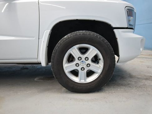 Used 2011 Dodge Dakota Big Horn image 32