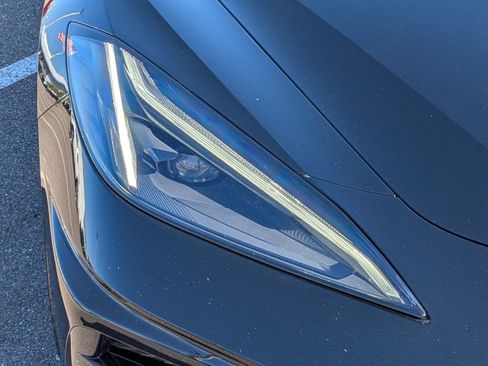 Used 2025 Chevrolet Corvette Stingray Convertible w/ 1LT image 13