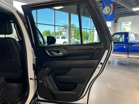 Used 2023 Chevrolet Tahoe LT AWD/4WD image 25