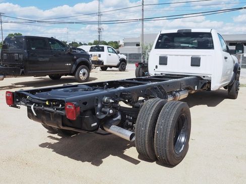 New 2026 RAM 5500 Tradesman image 7