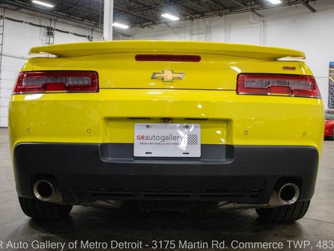 Used 2014 Chevrolet Camaro SS w/ RS Package RWD image 7
