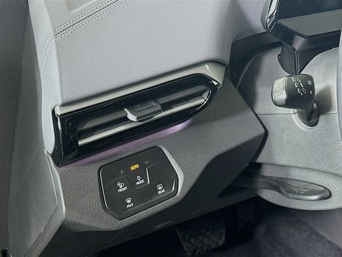 Used 2023 Volkswagen ID.4 Pro S image 16