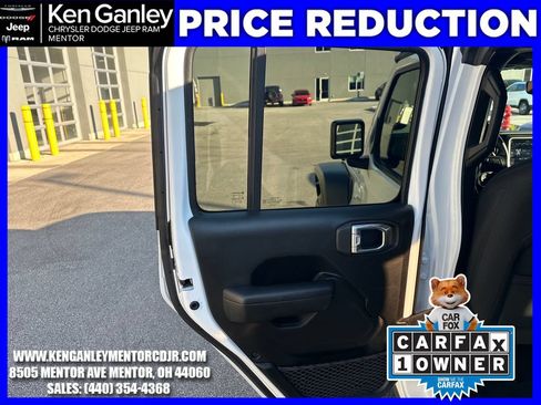 Used 2023 Jeep Wrangler Unlimited Sport AWD/4WD image 21