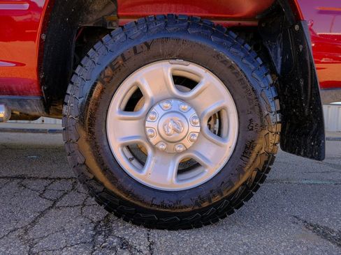 Used 2024 RAM 3500 Tradesman image 38