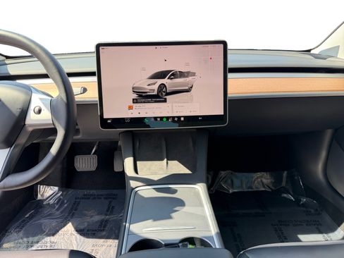 Used 2023 Tesla Model 3 Standard Range RWD image 11