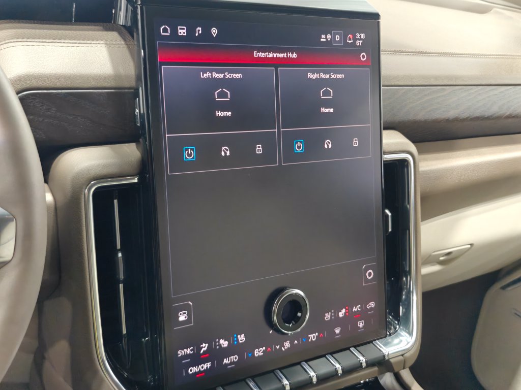 Used 2026 GMC Yukon Denali w/ Advanced Technology Package AWD/4WD image 56