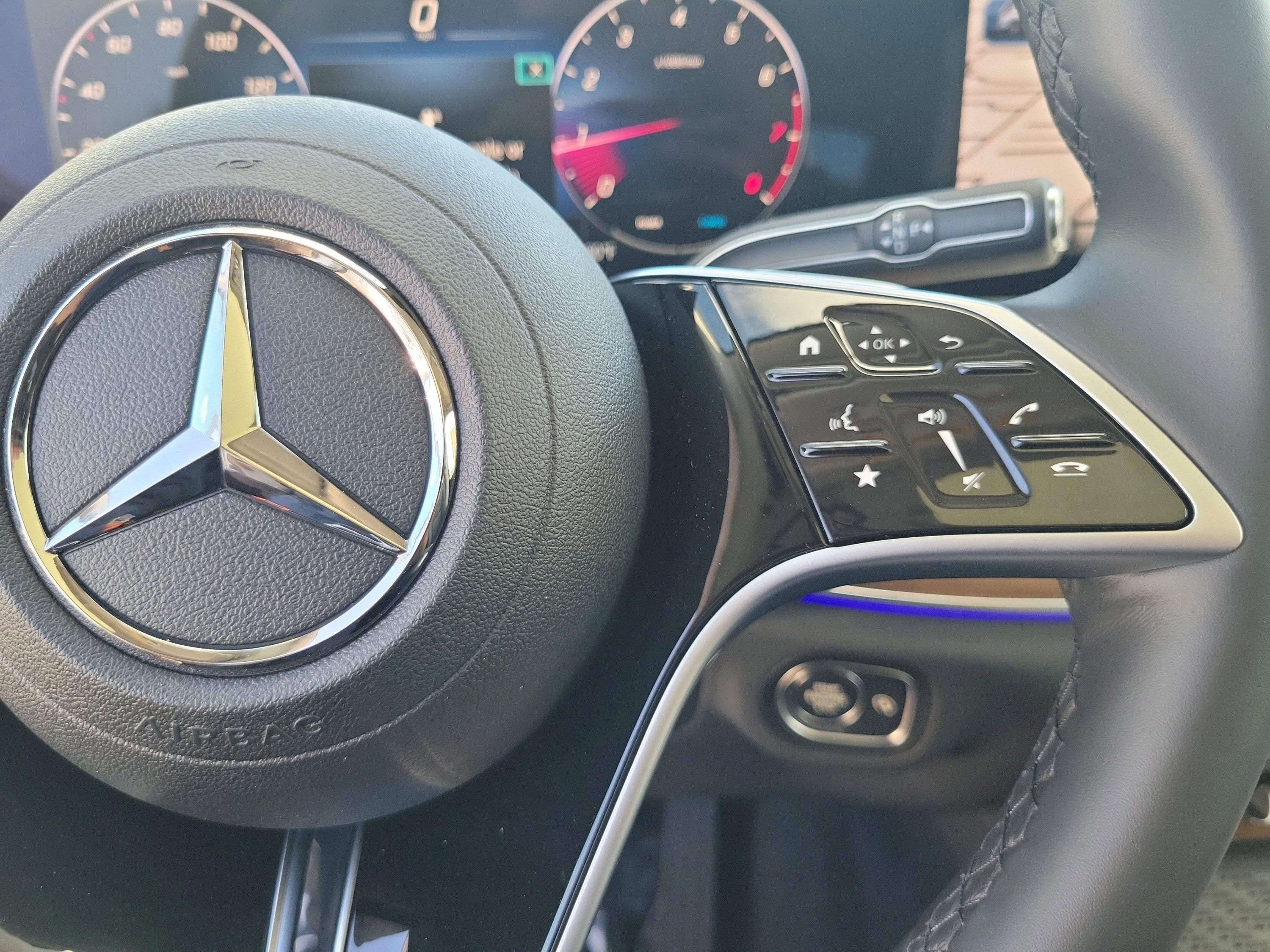 Certified 2026 Mercedes-Benz GLE 350 4MATIC image 51