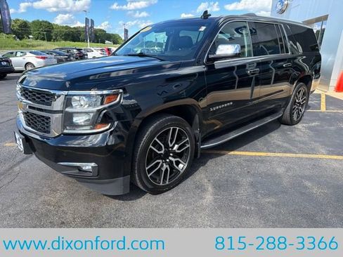 Used 2017 Chevrolet Suburban Premier AWD/4WD image 3