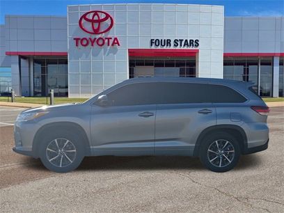 Used 2017 Toyota Highlander XLE