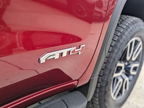 Used 2025 GMC Sierra 1500 AT4 w/ AT4 Premium Package image 12