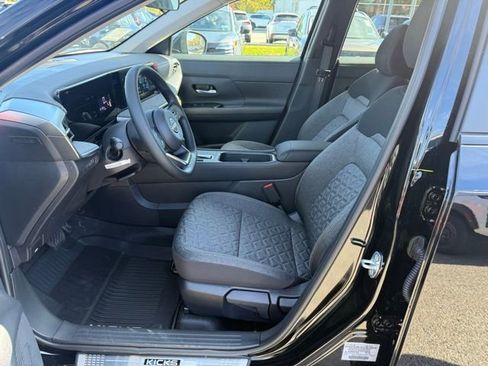 New 2026 Nissan Kicks SV w/ SV Premium Package image 14