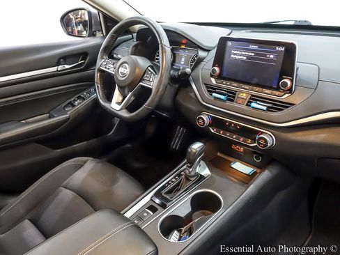 Used 2019 Nissan Altima 2.5 SV image 32