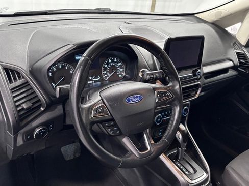 Used 2019 Ford EcoSport SE w/ SE Convenience Package image 9
