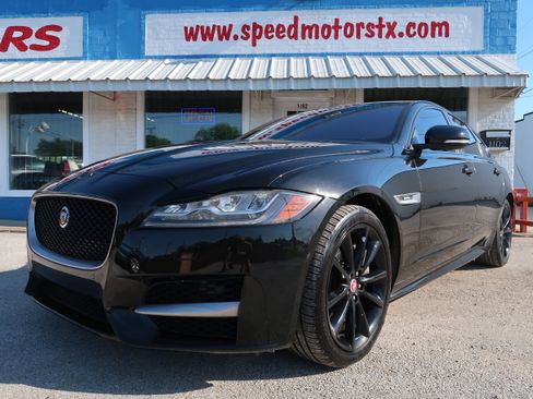 Used 2016 Jaguar XF R-Sport RWD image 5