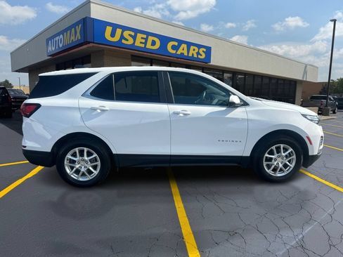 Used 2024 Chevrolet Equinox LT AWD/4WD image 2