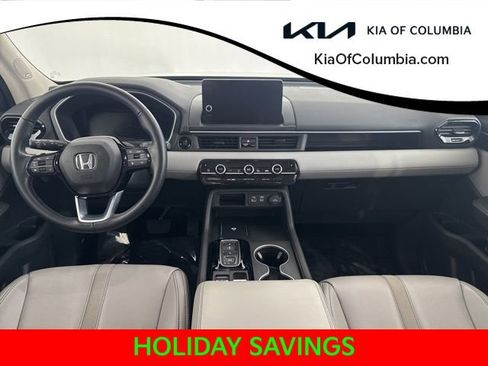 Used 2025 Honda Pilot Touring image 21