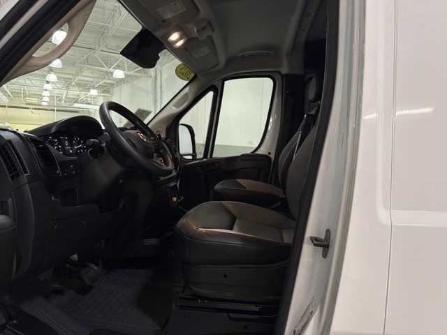 Used 2025 RAM ProMaster 2500 w/ Convenience Group FWD image 15