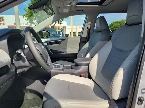 Certified 2022 Toyota RAV4 XLE Premium AWD/4WD image 12