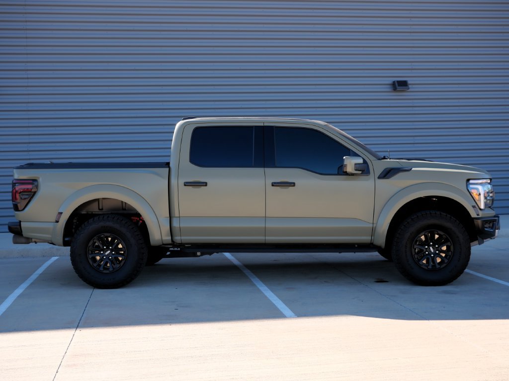 Used 2025 Ford F150 Raptor AWD/4WD image 2