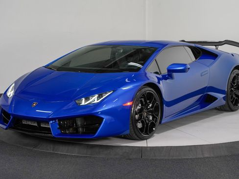 Used 2018 Lamborghini Huracan LP 580-2 image 4