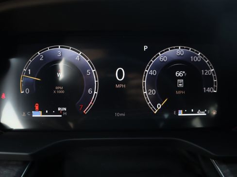 New 2026 Jeep Grand Cherokee Altitude AWD/4WD image 4
