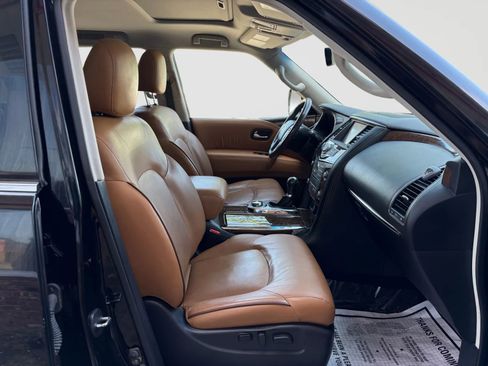Used 2016 INFINITI QX80 4WD w/ All Season Package image 22