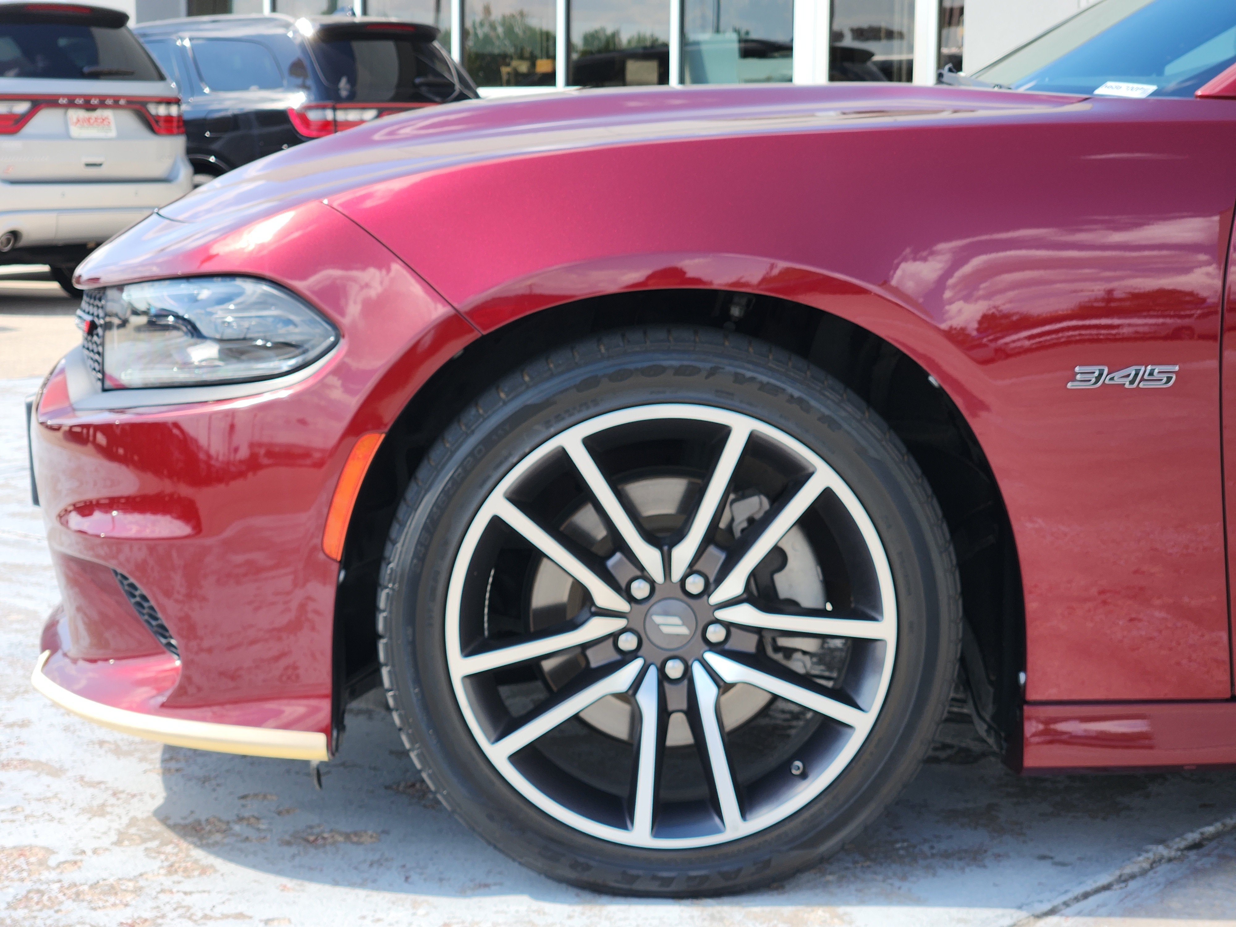 Used 2023 Dodge Charger R/T RWD image 9