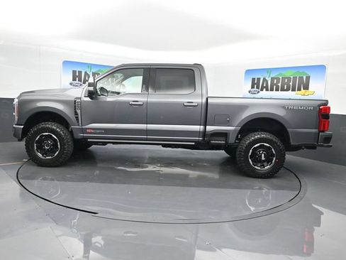 New 2026 Ford F250 Platinum w/ Platinum Plus Package AWD/4WD image 2