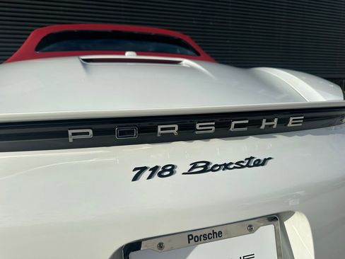 Used 2025 Porsche 718 Boxster image 15