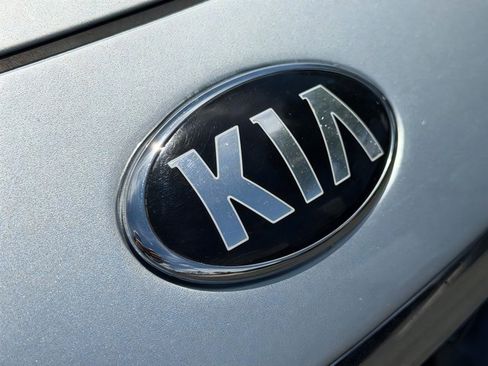 Used 2020 Kia Optima LX FWD image 10