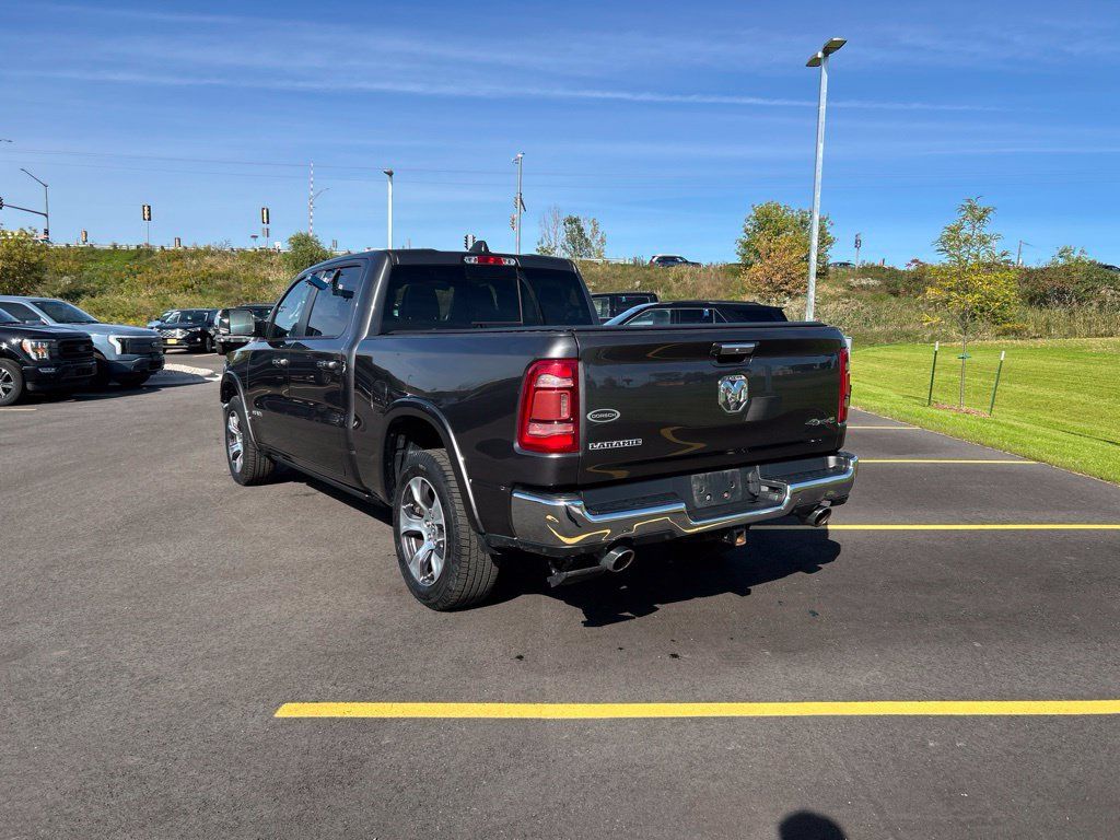 Used 2019 RAM 1500 Laramie AWD/4WD image 8