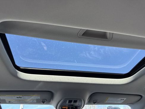 New 2026 Chevrolet Trax ACTIV w/ Sunroof Package image 15