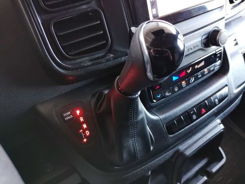Used 2024 RAM ProMaster 2500 w/ Convenience Group FWD image 32