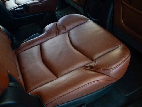 Used 2019 Cadillac Escalade ESV Premium Luxury image 92