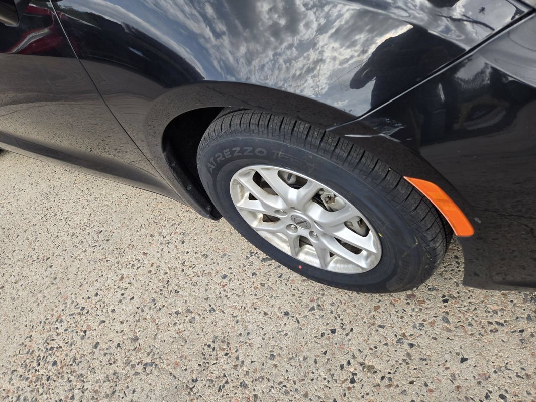 Used 2022 Chrysler Pacifica Touring-L FWD image 13