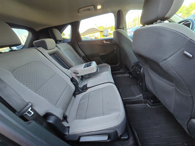 Used 2020 Ford Escape SE AWD/4WD image 14