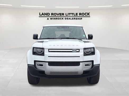 Used 2025 Land Rover Defender 110 S AWD/4WD image 8