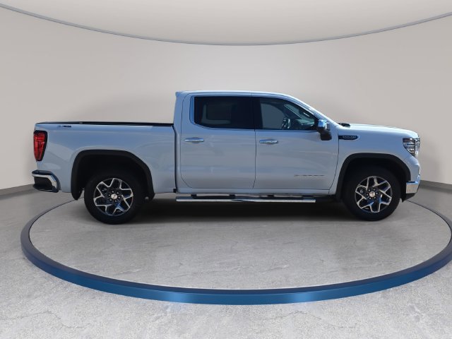 Used 2026 GMC Sierra 1500 SLT w/ SLT Convenience Package AWD/4WD image 4